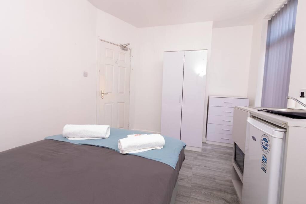 4 - Chic Private In Sheffield