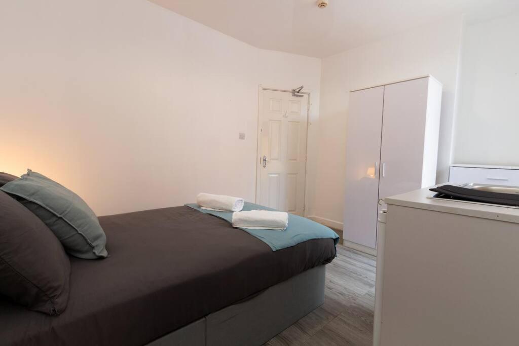 4 - Chic Private In Sheffield